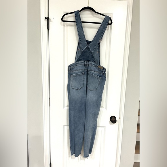 Blank NYC Slim Girlfriend Overalls Jeans Stretch Denim Raw Hem Distressed 28 - Picture 4 of 14